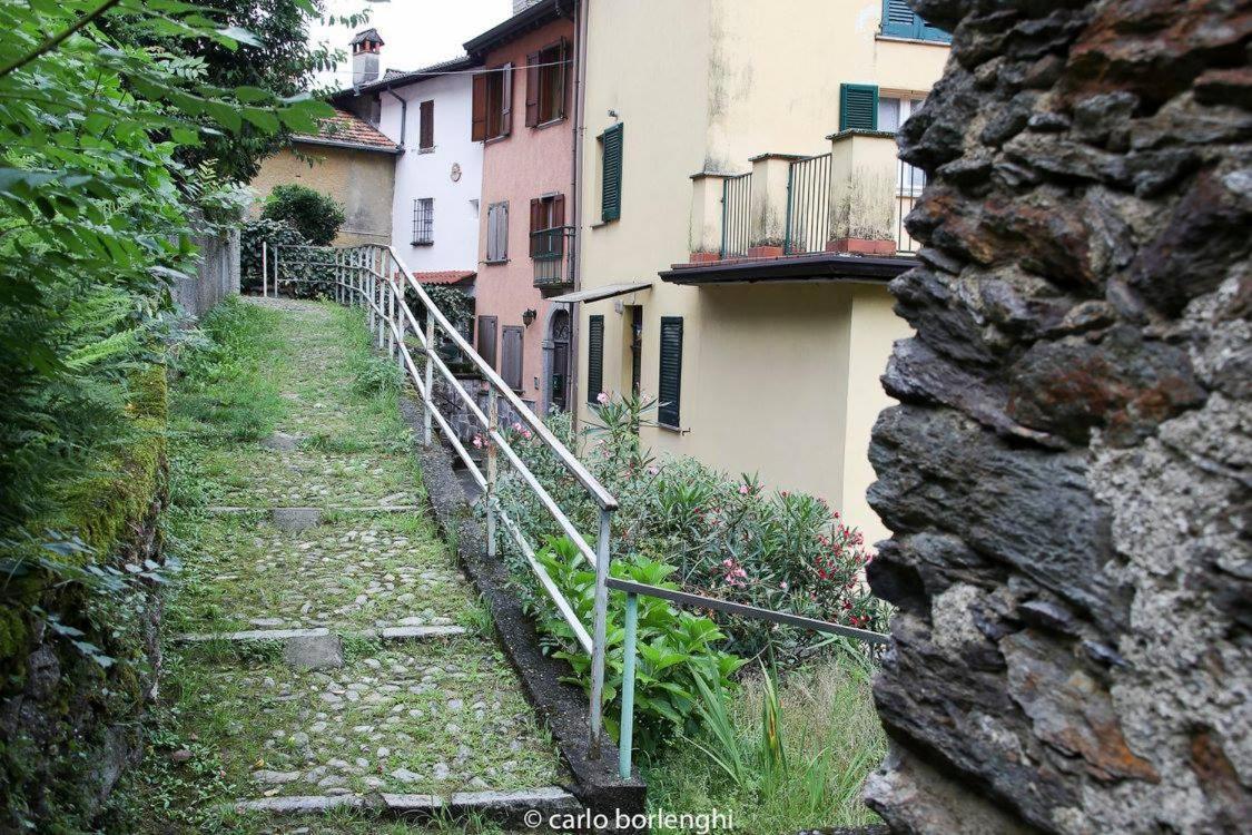 Bellano Casa Elena Lägenhet Exteriör bild
